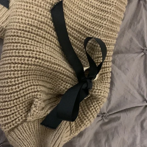 Pleat skirt set with bow sweater - Picture 4 of 4